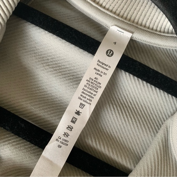 LULULEMON Rest Less Cropped 1/2 Zip - Picture 10 of 10